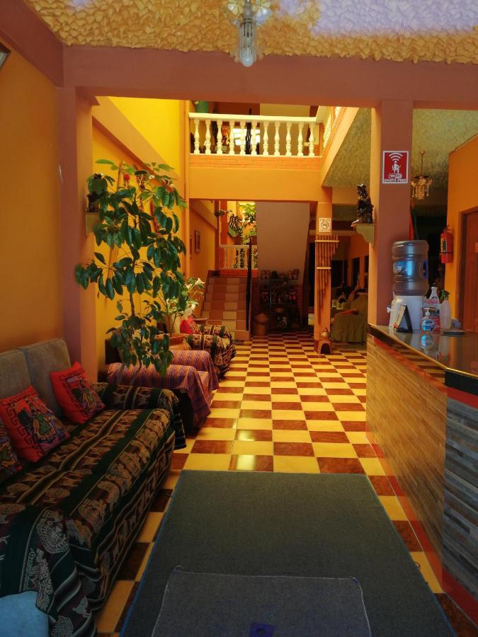 Olas Del Titicaca Backpackers Hostel Копакабана Екстер'єр фото