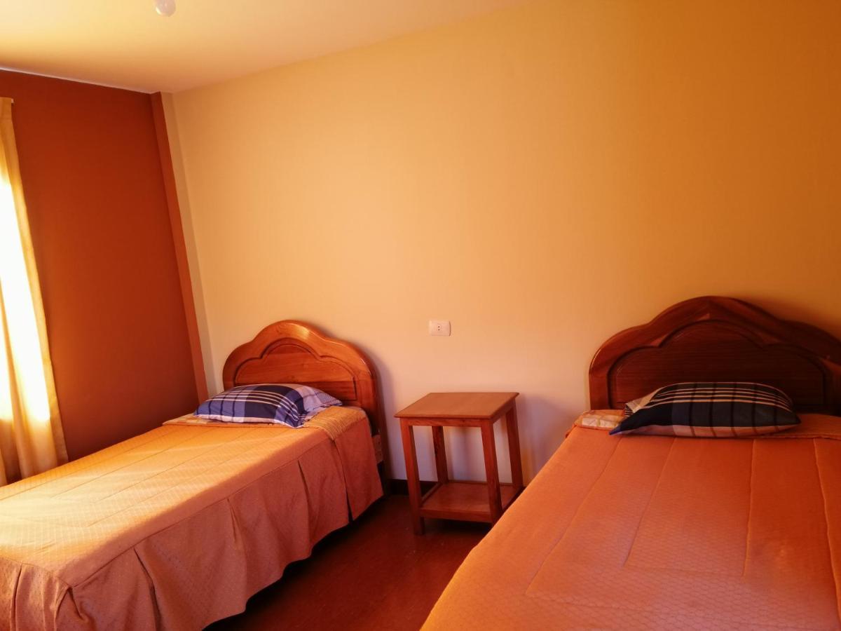 Olas Del Titicaca Backpackers Hostel Копакабана Екстер'єр фото