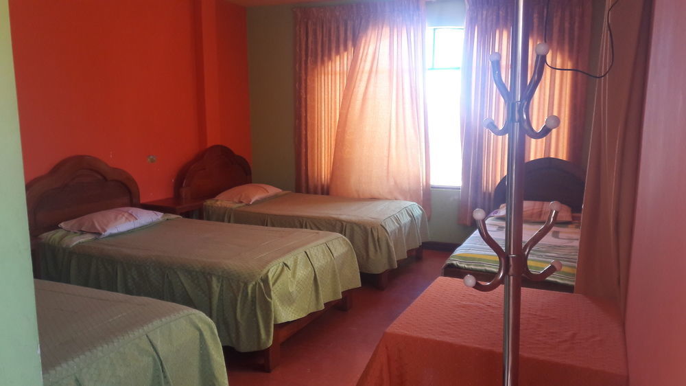 Olas Del Titicaca Backpackers Hostel Копакабана Екстер'єр фото