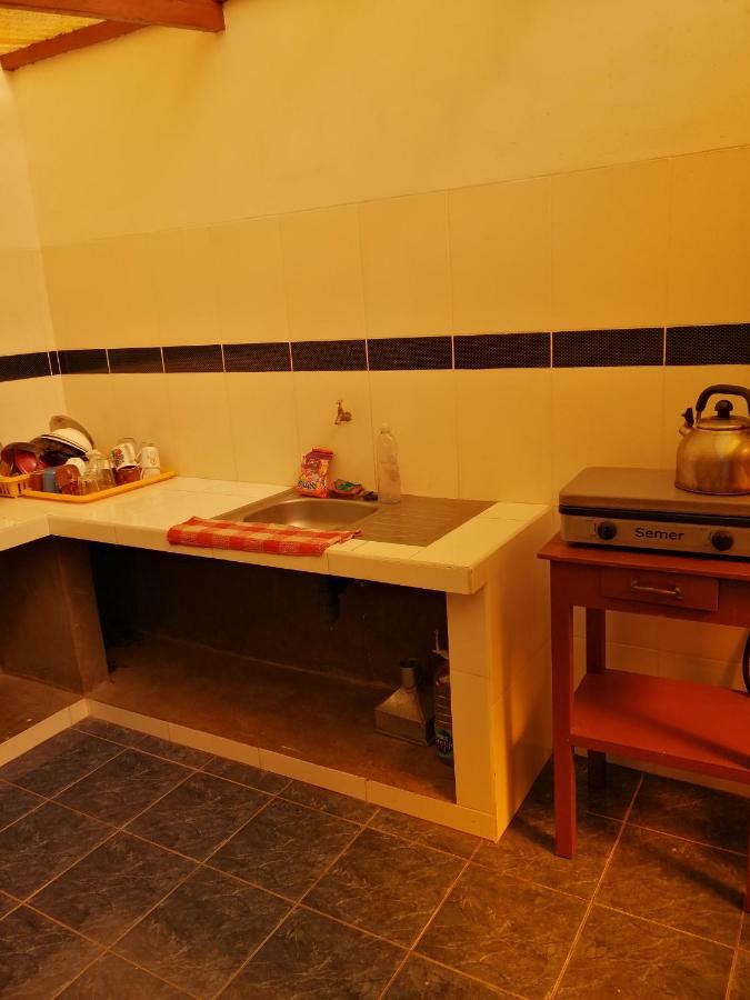 Olas Del Titicaca Backpackers Hostel Копакабана Екстер'єр фото
